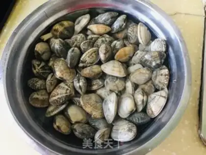 Make Lemon clams step 1