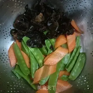 Make Fried Dutch beans step 1
