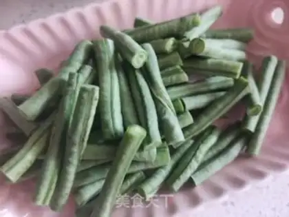 Make Bean-fruit potato ribs step 2