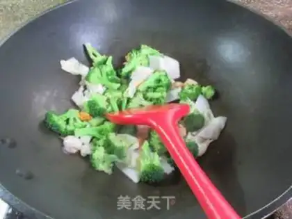 Make Big cabbage and broccoli step 4