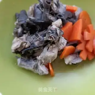Make Garlic fried chicken step 1