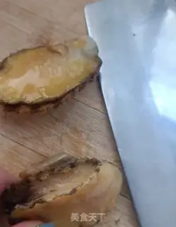 Make The abalone is nutritious step 2
