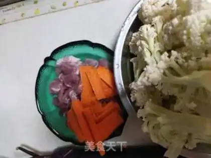 Make Meatloaf and chowder step 0