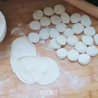 Make Pork and blue dumplings step 5