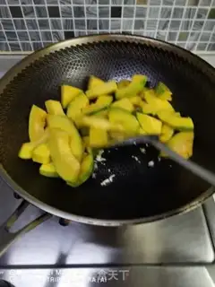 Make Garlic, sweet potato pumpkins step 2