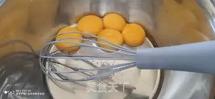Make Onion pine rolls step 0