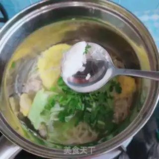 Make Egg dumpling soup noodles step 7