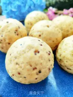 Make Three-coloured Quinoa whole wheat bun step 16