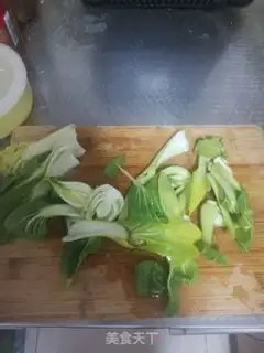 Make Tomato egg noodles step 1