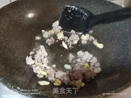 Make Meat and red pepper step 2