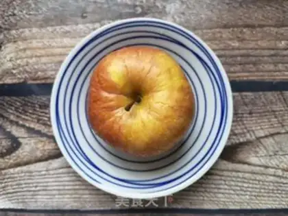 Make Skin steamed apples step 0