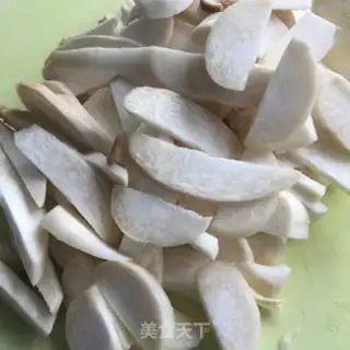 Make Five fragrances and apricot mushrooms step 0
