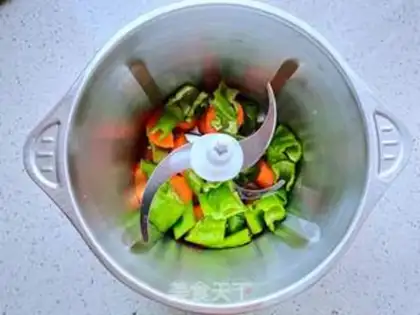 Make Pepper pork pie step 4