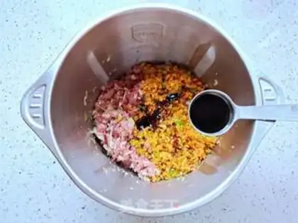 Make Pepper pork pie step 7