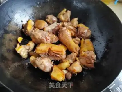 Make Little potato black-mucked rooster step 5
