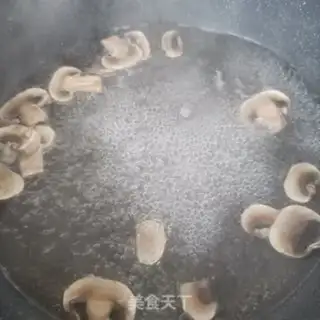 Make Eggs and pine mushrooms step 5