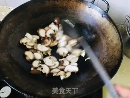 Make Pelican mushrooms step 3