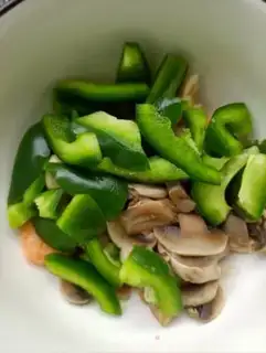Make Pepper-sprouts, sweet shrimp step 9