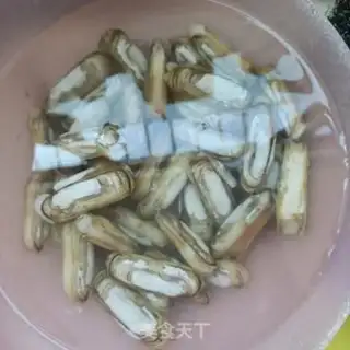 Make White mushrooms step 0