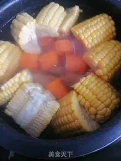 Make Carrot corn bone soup step 3
