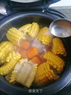 Make Carrot corn bone soup step 4