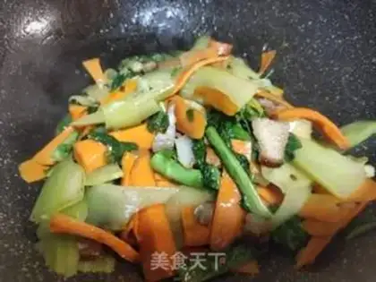 Make Fried carrot meat step 4