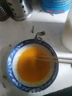 Make Tomato fried eggs step 4