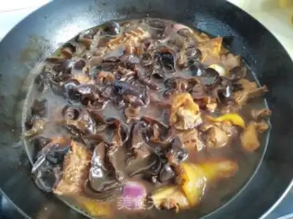 Make Black-mucked rooster step 8