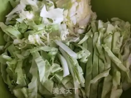 Make Fan cabbage step 1