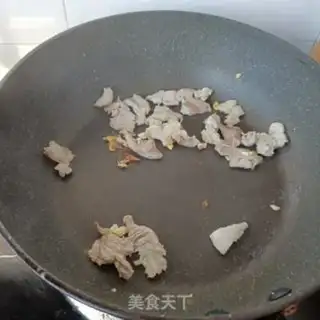Make Eggs and pine mushrooms step 17