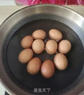 Make A midday egg step 1