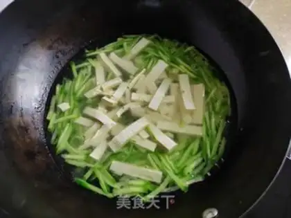 Make Cucumber tofu egg soup step 5