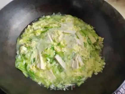 Make Cucumber tofu egg soup step 6