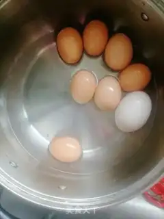 Make Eggs burn pigtails step 4