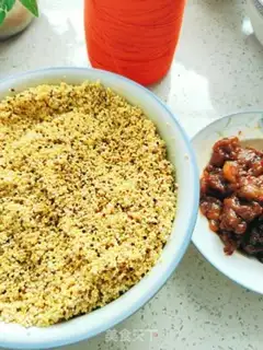 Make Yellow rice, three-coloured quinoa, chicken meat step 9