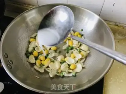 Make Silver almond lily with green beans step 7