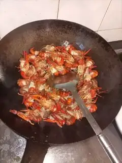 Make Spicy lobster step 6