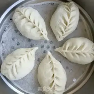 Make Potato buns step 23