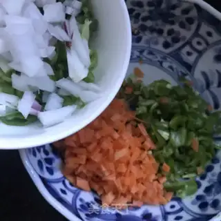 Make Cream shrimp fried rice step 4