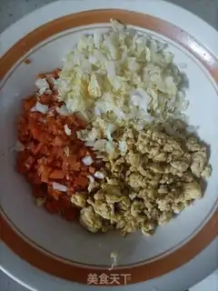 Make Pyramid dumplings step 1