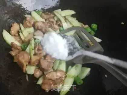 Make cucumber pretzels step 7