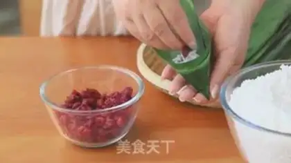 Make The cranberry crystal step 13