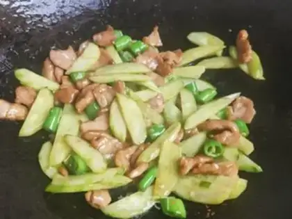 Make cucumber pretzels step 9