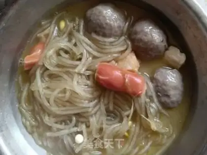 Make The sour and sour sauce step 4