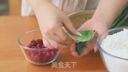Make The cranberry crystal step 16