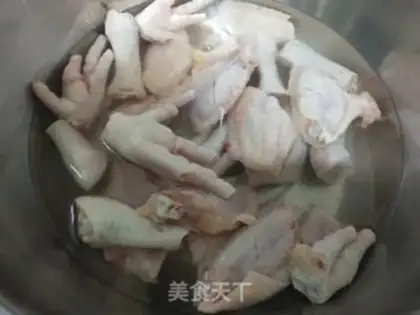 Make Chicken claw wings step 1