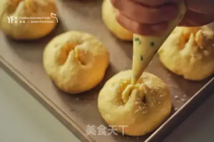 Make Butter, garlic bread step 4