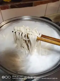 Make Corpile tomato noodles step 5
