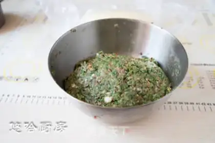 Make Frozen meat buns step 11