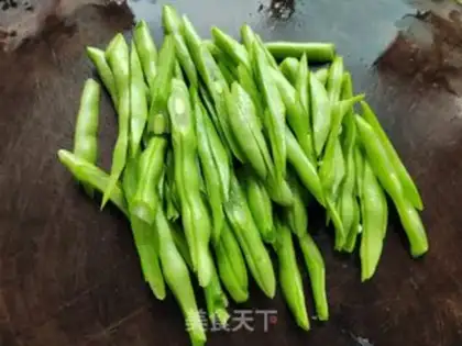 Make Corn bean fried meat step 1
